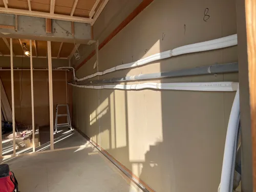 先行配管の施工例01